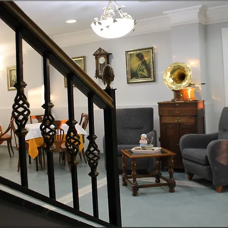 Affittacamere Restaurante Carolina Pedrosillo el Ralo