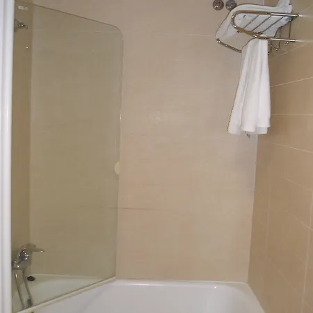 Πανσιόν Restaurante Carolina