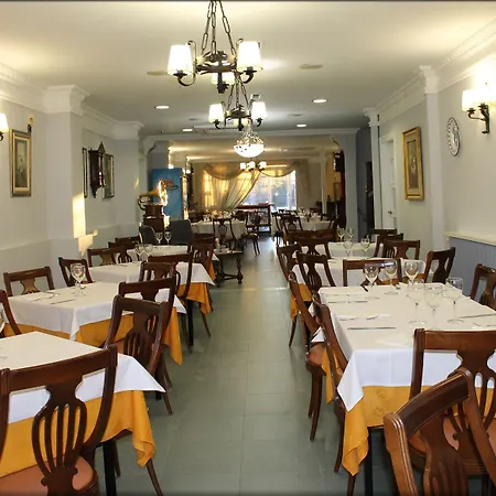 Restaurante Carolina 3* Pedrosillo el Ralo