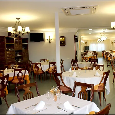 Restaurante Carolina 3* Pedrosillo el Ralo