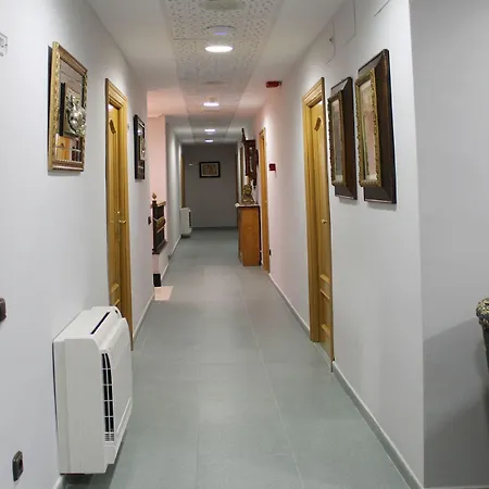 Πανσιόν Restaurante Carolina Pedrosillo el Ralo