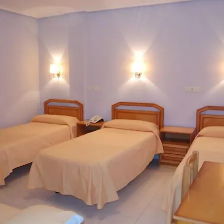 Πανσιόν Restaurante Carolina