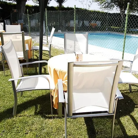 Restaurante Carolina Guest house 2*