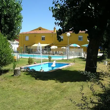 Guest house Restaurante Carolina 2*