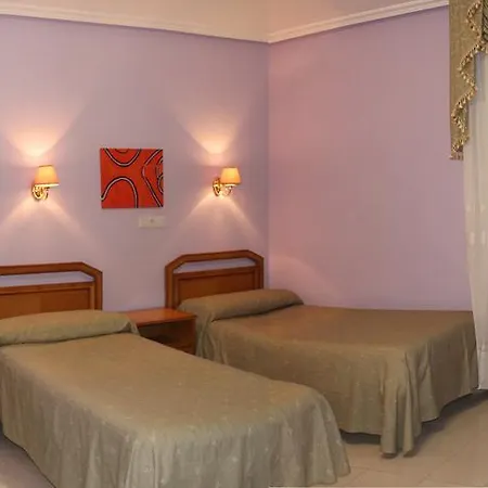 Affittacamere Restaurante Carolina Pedrosillo el Ralo