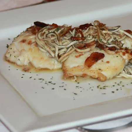 Guest house Restaurante Carolina 2*