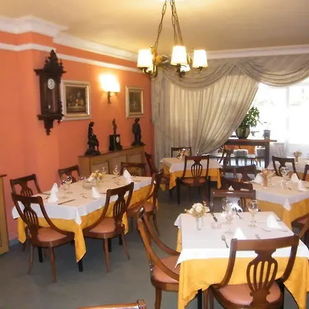 Πανσιόν Restaurante Carolina